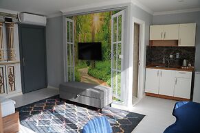Heraldic Room Hotel