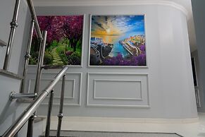 Heraldic Room Hotel