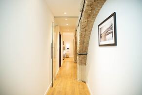 nQn Aparts & Suites Sevilla