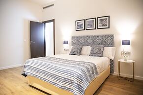 nQn Aparts & Suites Sevilla