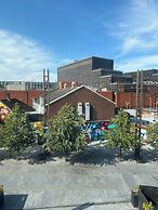 Bank Sq by the Warren Collection