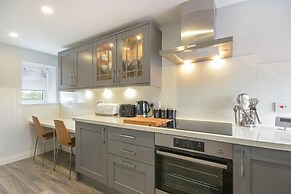 Dairymaid's Cottage