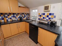 Armstrong Cottages No2