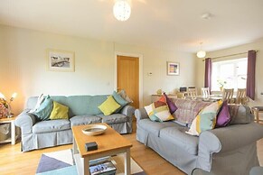 Schooner Court No1