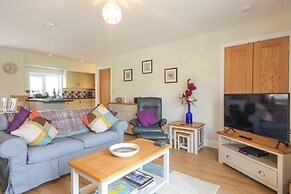 Schooner Court No1