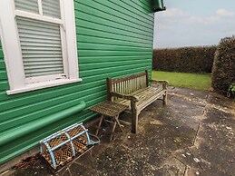 Armstrong Cottages No6