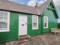 Armstrong Cottages No6