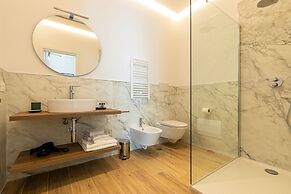 Unico Relais