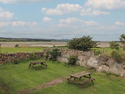 No2 Budle Bay Cottage