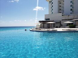 Beach Front Cancun