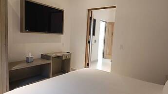 Aventuras Hotel