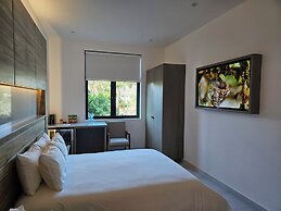 Aventuras Hotel