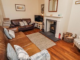 No9 Budle Sands