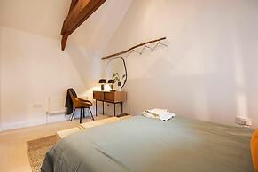 The Bolthole