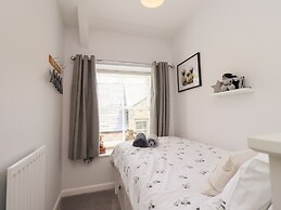 Aln Cottage