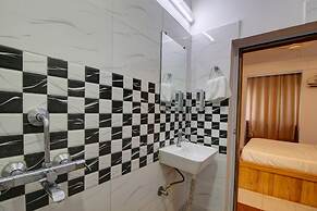 Hotel Pleasure Inn near Turtle Beach- Morjim