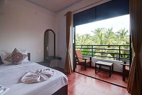 Hotel Pleasure Inn near Turtle Beach- Morjim