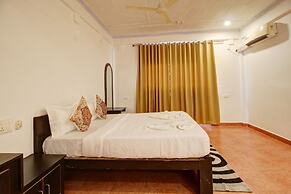 Hotel Pleasure Inn near Turtle Beach- Morjim