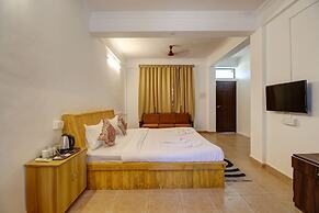 Hotel Pleasure Inn near Turtle Beach- Morjim