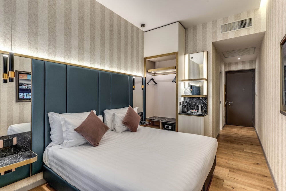 CC Palace Hotel Roma