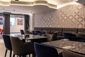 Alavits Hotel by ST Hotels