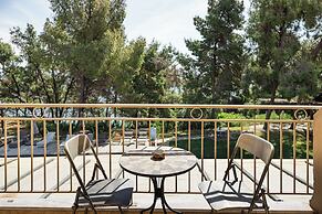Pefkon Suites