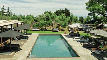 Pefkon Suites