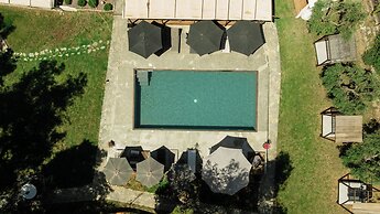 Pefkon Suites