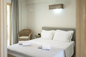 Pefkon Suites