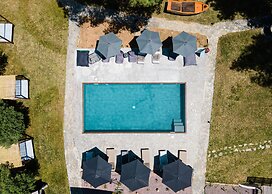 Pefkon Suites