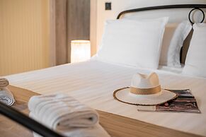 Pefkon Suites