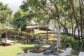 Pefkon Suites