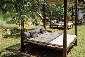 Pefkon Suites