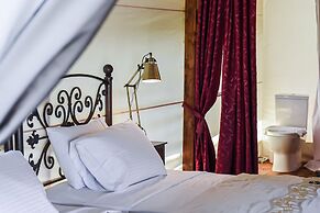 Pefkon Suites