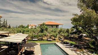 Pefkon Suites