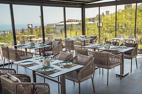 First Joy Hotel