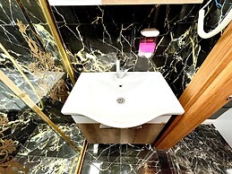 Levent Palace Hotel