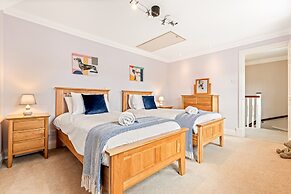 Olive Tale - From 225 Per Night