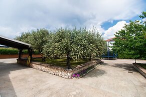 Villa Jakov
