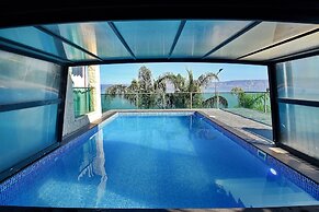 luxury suites