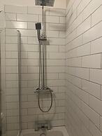Refurbished 3 Bed House in Manchester