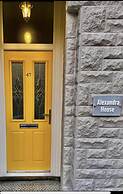 Refurbished 3 Bed House in Manchester