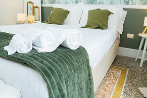 Joy's BnB Ortigia
