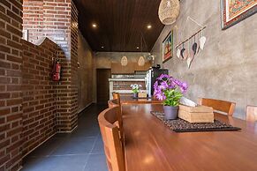 D'Meten Guest House Canggu