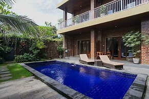 D'Meten Guest House Canggu