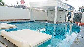 Exquisite Pool Villa J