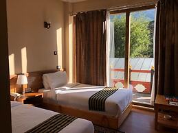 Tsherim Resort