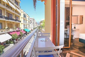 Cafè Latino Suites