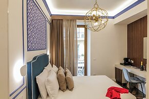 Cafè Latino Suites