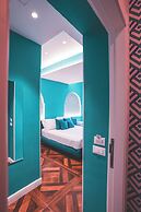 Cafè Latino Suites